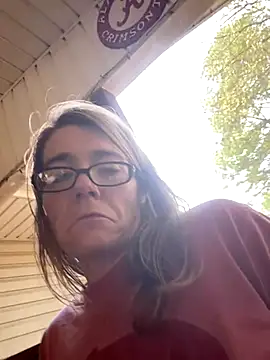 Snapshot of bb_empress chatting on November 7, 2025, 2:10 pm bb empress online show from November 7, 2025, 2:10 pm