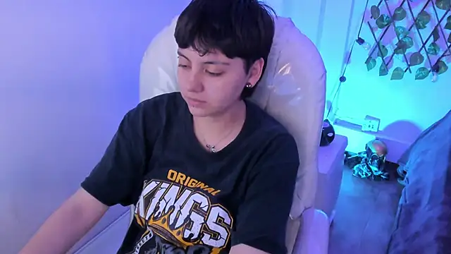 Nathaly ds online show from March 22, 2026, 7:48 pm