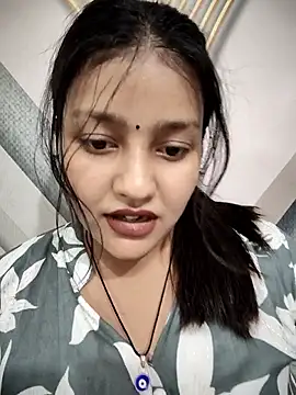 Dipali143143 online show from May 27, 2026, 5:42 pm