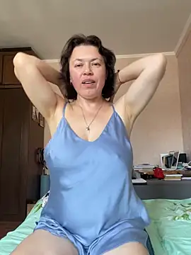 Snapshot of Kiravix chatting on March 31, 2026, 9:11 am Kiravix online show from March 31, 2026, 9:11 am