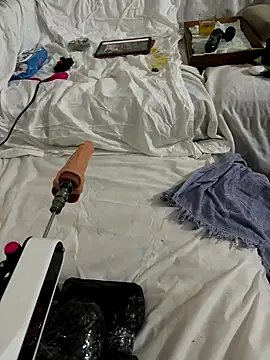 Ozge-SluttyScream69 online show from October 4, 2025, 11:39 pm