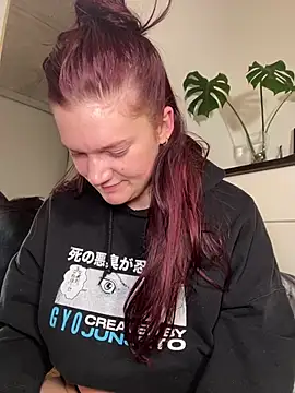 Snapshot of zarialove chatting on April 3, 2026, 3:02 am zarialove online show from April 3, 2026, 3:02 am