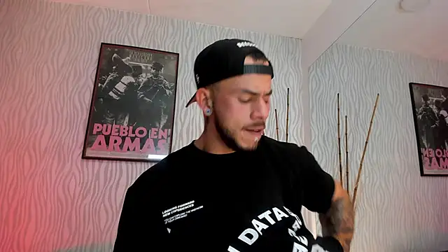 Snapshot of dylan_jacobx chatting on February 26, 2026, 11:05 pm dylan jacobx online show from February 26, 2026, 11:05 pm