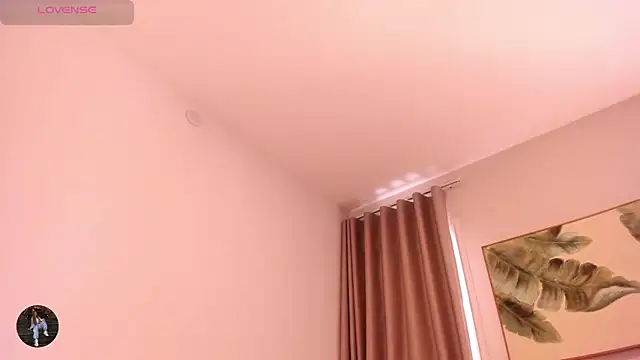 Snapshot of Emily_brown04 chatting on March 19, 2026, 2:50 pm Emily brown04 online show from March 19, 2026, 2:50 pm