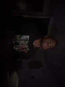 tyrek5051 online show from December 20, 2025, 2:25 am