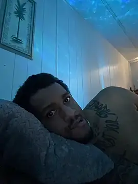 tyrek5051 online show from November 15, 2025, 4:22 pm