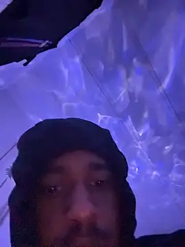 tyrek5051 online show from November 11, 2025, 7:36 am