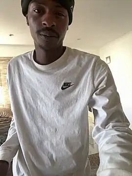 Snapshot of AllDayBbC chatting on September 18, 2025, 2:20 pm AllDayBbC online show from September 18, 2025, 2:20 pm