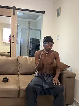 Snapshot of AllDayBbC chatting on October 23, 2025, 3:32 pm AllDayBbC online show from October 23, 2025, 3:32 pm