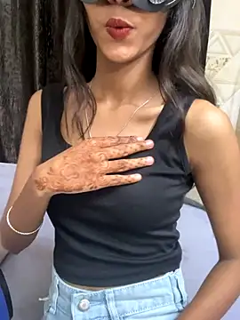 Snapshot of Desire_Zoya chatting on September 17, 2025, 6:54 pm Desire Zoya online show from September 17, 2025, 6:54 pm