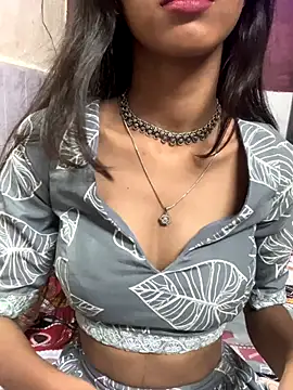 Snapshot of Desire_Zoya chatting on October 4, 2025, 5:03 pm Desire Zoya online show from October 4, 2025, 5:03 pm