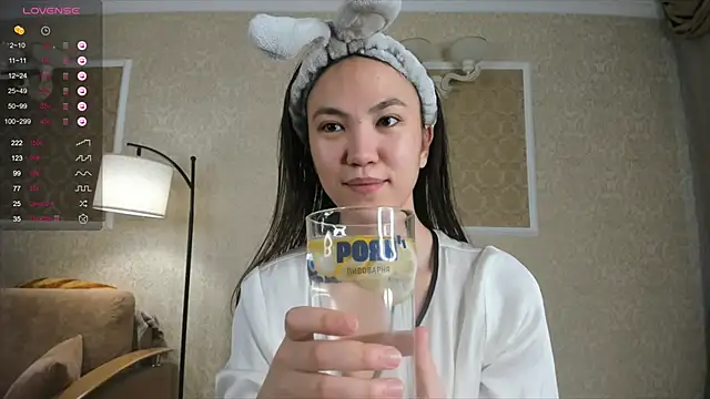 Snapshot of sakura_oki_doki chatting on October 3, 2025, 9:11 am sakura oki doki online show from October 3, 2025, 9:11 am