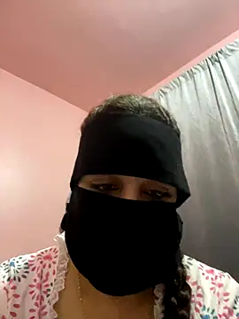  Jori  online show from October 26, 2025, 9:37 pm