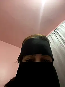  Jori  online show from October 25, 2025, 10:21 pm