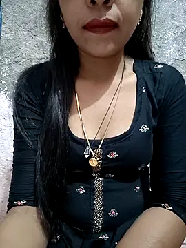 Paakhi-Singh online show from November 17, 2025, 7:12 am