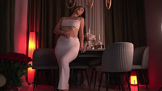 MaryHols online show from September 17, 2025, 5:04 pm