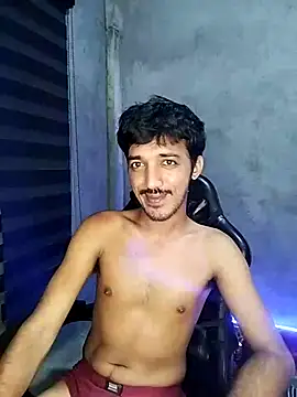 Snapshot of RowyCam chatting on November 21, 2025, 11:53 am RowyCam online show from November 21, 2025, 11:53 am