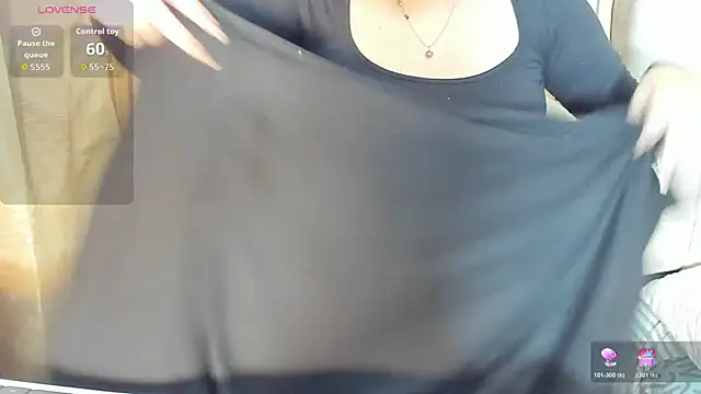 Snapshot of _ghaliaa chatting on February 5, 2026, 2:13 pm ghaliaa online show from February 5, 2026, 2:13 pm