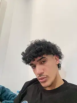 BbbAlilo online show from April 10, 2026, 12:56 pm