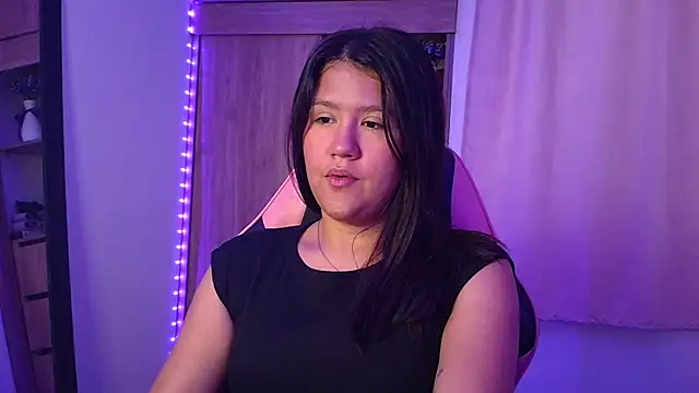 Snapshot of Oliviawatson1 chatting on February 11, 2026, 12:05 pm Oliviawatson1 online show from February 11, 2026, 12:05 pm