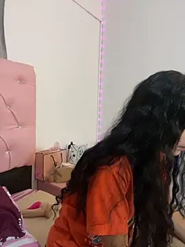 Snapshot of samanthadeluxe1 chatting on October 4, 2025, 10:44 pm samanthadeluxe1 online show from October 4, 2025, 10:44 pm