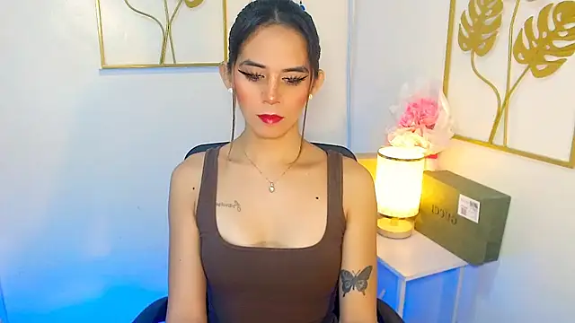 xPrecuioseChesca online show from October 8, 2025, 12:45 am