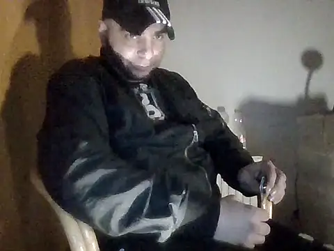 Snapshot of SmokedAlloy2 chatting on March 4, 2026, 4:09 am SmokedAlloy2 online show from March 4, 2026, 4:09 am
