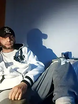 Snapshot of SmokedAlloy2 chatting on January 17, 2026, 3:54 am SmokedAlloy2 online show from January 17, 2026, 3:54 am