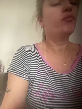 Alerquinasc online show from February 15, 2026, 1:21 pm