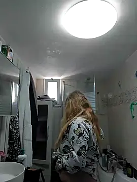 Snapshot of Alisasex@xh chatting on March 3, 2026, 8:54 am Alisasexxh online show from March 3, 2026, 8:54 am