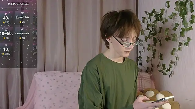 Snapshot of NextVibe_ chatting on March 13, 2026, 5:29 pm NextVibe online show from March 13, 2026, 5:29 pm