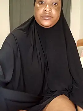 Snapshot of Sweetbxxx24 chatting on March 4, 2026, 5:53 pm Sweetbxxx24 online show from March 4, 2026, 5:53 pm