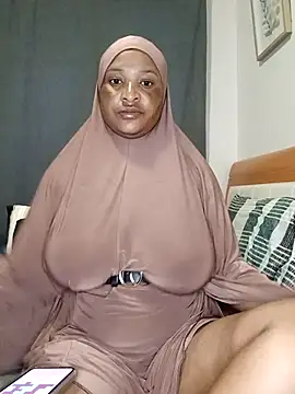 Snapshot of Sweetbxxx24 chatting on April 13, 2026, 3:38 pm Sweetbxxx24 online show from April 13, 2026, 3:38 pm