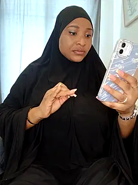 Snapshot of Sweetbxxx24 chatting on March 7, 2026, 11:49 am Sweetbxxx24 online show from March 7, 2026, 11:49 am