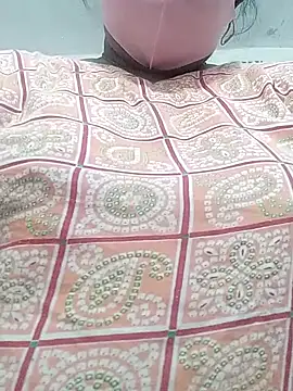 nila-aktar online show from September 25, 2025, 7:20 pm