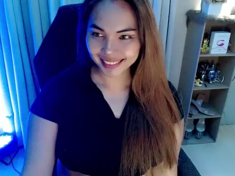 Snapshot of HolLyFaaCKer chatting on October 2, 2025, 4:32 pm HolLyFaaCKer online show from October 2, 2025, 4:32 pm