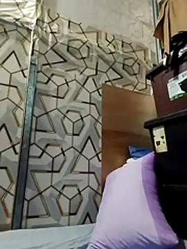 Deliciousgirl14 online show from March 25, 2026, 7:08 am