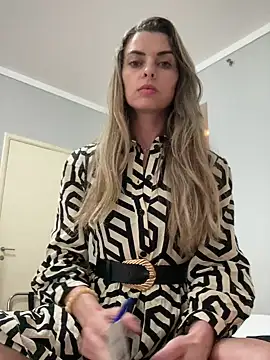 Snapshot of SweetGraciosa chatting on September 16, 2025, 6:31 pm SweetGraciosa online show from September 16, 2025, 6:31 pm