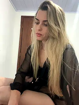 Snapshot of SweetGraciosa chatting on November 21, 2025, 11:37 pm SweetGraciosa online show from November 21, 2025, 11:37 pm