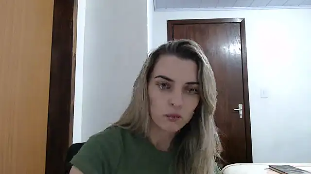 Snapshot of SweetGraciosa chatting on November 8, 2025, 11:30 pm SweetGraciosa online show from November 8, 2025, 11:30 pm