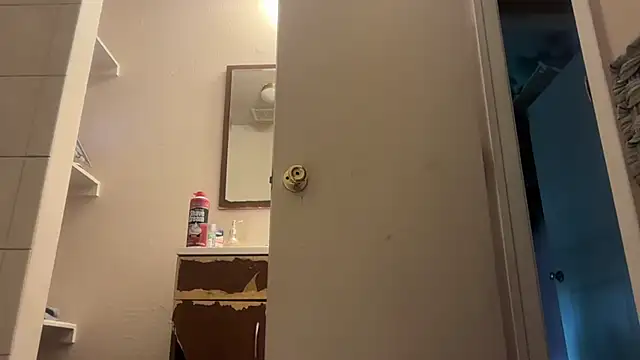 bearcub300 online show from February 25, 2026, 11:15 pm