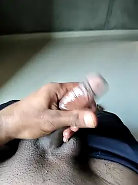 Snapshot of chatboy1432 chatting on October 18, 2025, 3:52 am chatboy1432 online show from October 18, 2025, 3:52 am