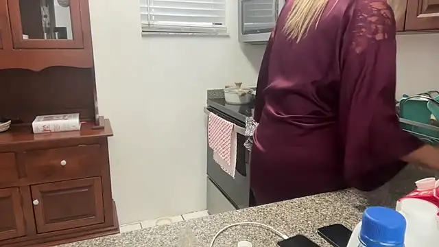 prettyykitty22 online show from February 8, 2026, 4:05 pm