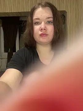 Di Olivia online show from December 22, 2025, 6:19 pm