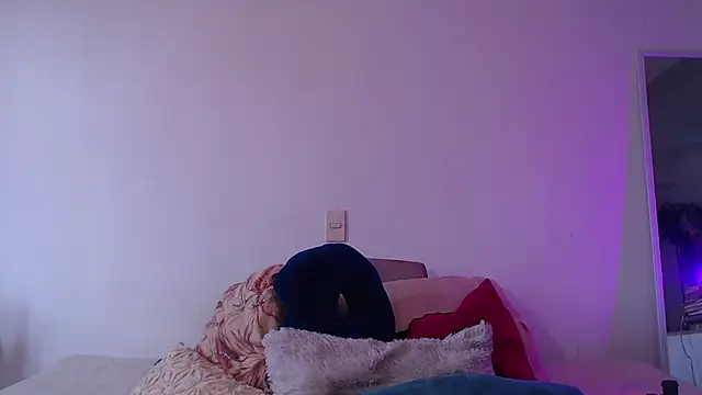 Theevae online show from October 31, 2025, 5:53 pm