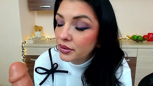 Snapshot of KimoraJoy chatting on November 19, 2025, 8:53 pm KimoraJoy online show from November 19, 2025, 8:53 pm