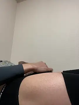 RiRi 20 online show from April 8, 2026, 2:18 pm