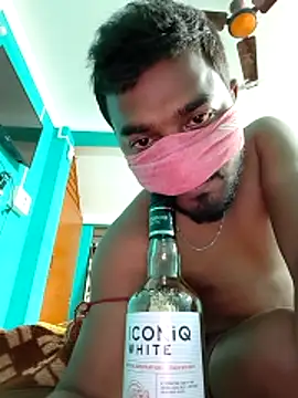Snapshot of Indian__coupel999 chatting on May 8, 2026, 7:50 pm Indian coupel999 online show from May 8, 2026, 7:50 pm
