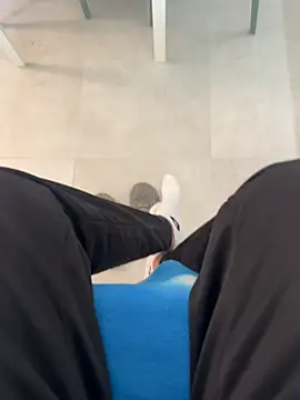 Manu97k online show from March 24, 2026, 2:39 pm