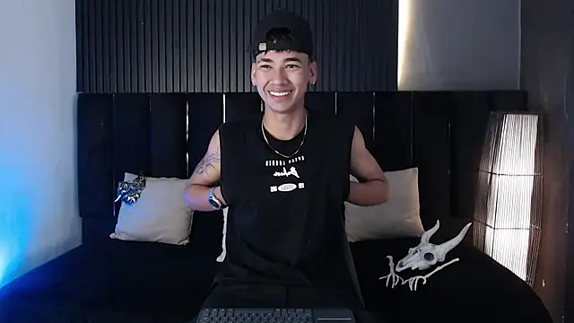 Snapshot of Dominic_ghost chatting on October 30, 2025, 3:49 am Dominic ghost online show from October 30, 2025, 3:49 am